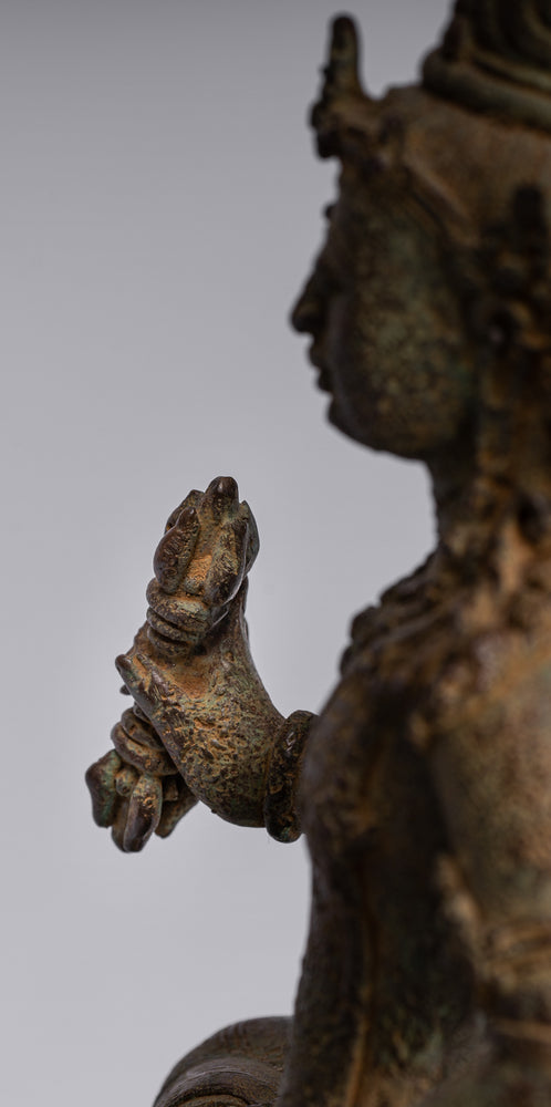 Statua di Tara - Statua di Tara Devi Vajra in bronzo antico Majapahit seduto in stile Java - 25 cm/10"