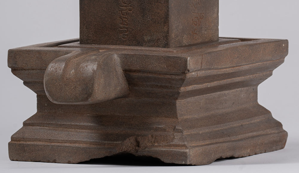 Piedra antigua estilo jemer Lakshmi Mukhalinga Linga / Lingnum & Yoni - 45cm/18"