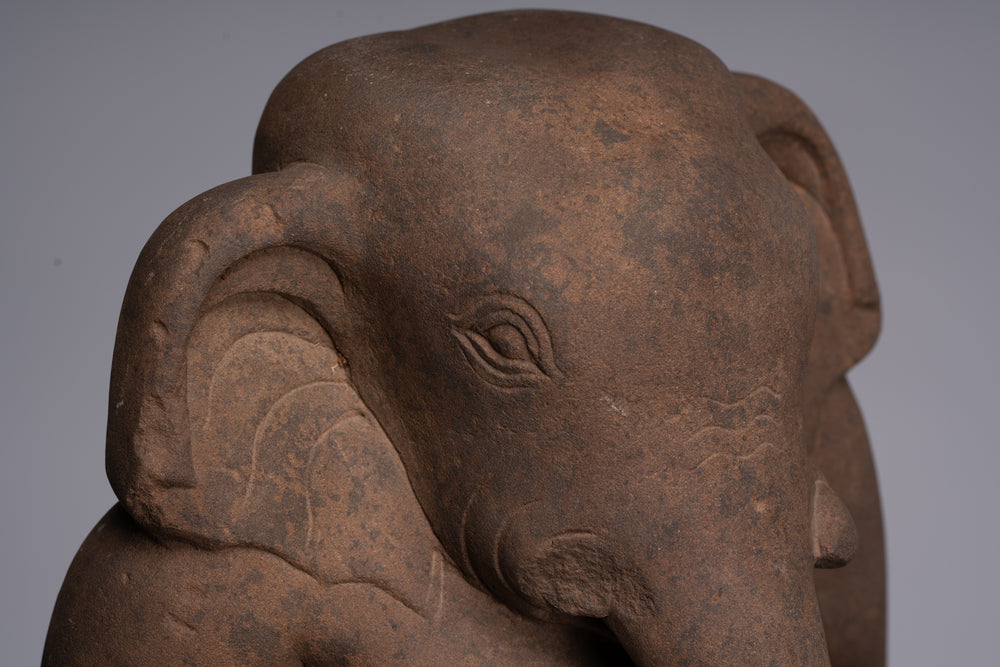 Statua di Ganesha - Statua del torso di Ganesha in pietra stile vietnamita antico montato su Cham - 67 cm/27"