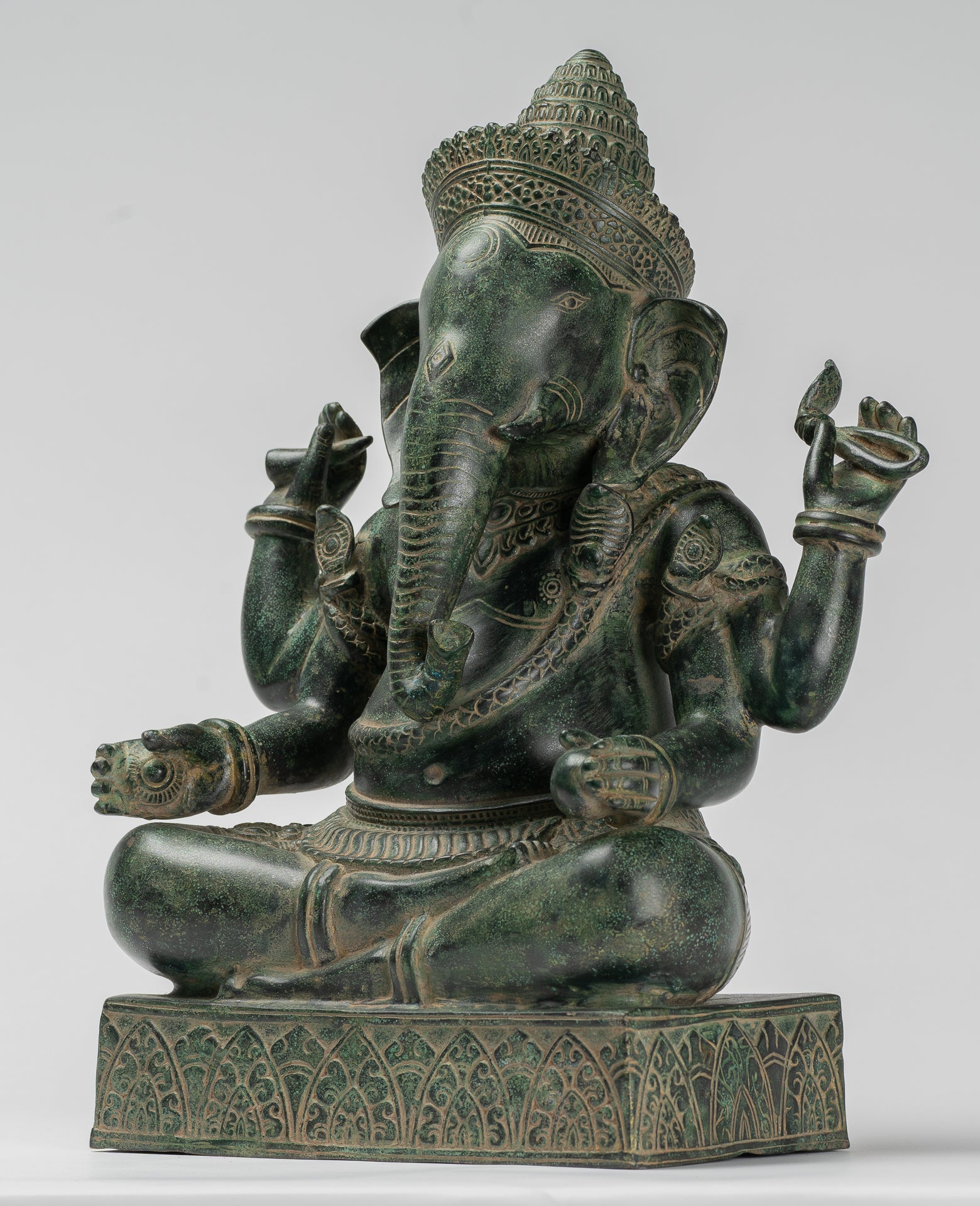 Old Cambodian Small Ganesh Bronze high quality Figure